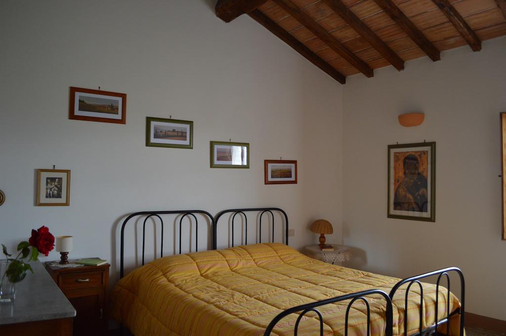 Вилла Agriturismo La Disperata Сан-Куйрико-д'Орча Экстерьер фото